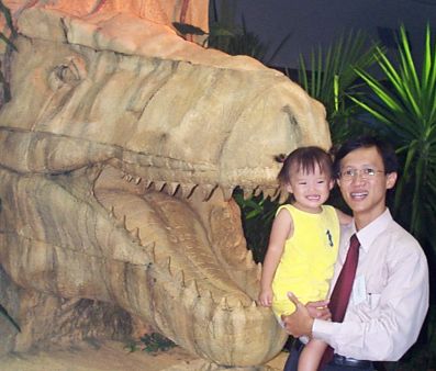 Robyn , Alvn and the Dinosaur