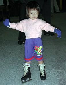 Robyn is skating!