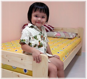 Robyn and her new bed
