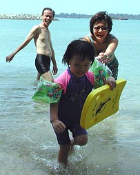 Grandpa, Janet & Robyn