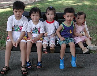 Joshua, Robyn, Lydia, Miao Miao and Shi Ying