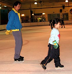 Robyn learning ice skating