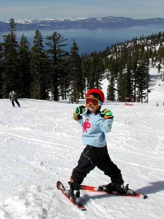 Robyn tackles Blue slope! 