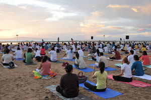 Mass meditation at the beach
