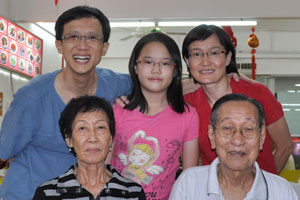Granny and Granpa with Alvin, Robyn and Jin