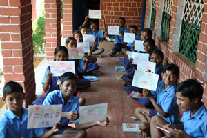 On 24 Apr, it was Kalchiti Primary School. We arrived at the school especially early at 7am to see how they started the day with a cleaning routine.