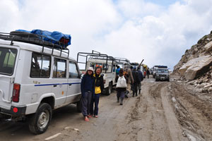 Jam at the Rohtang Pass.