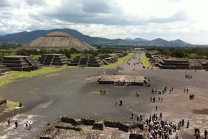 The Avenue of Death with the Pyramid of the Sun
